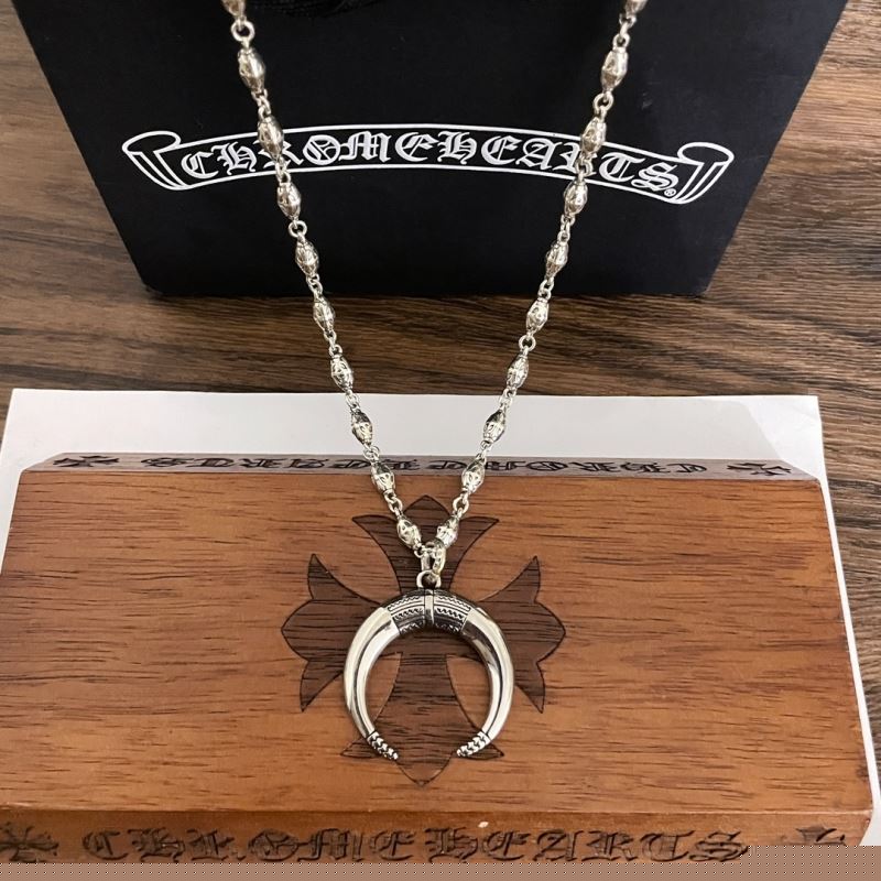 Ch**me He**ts necklaces